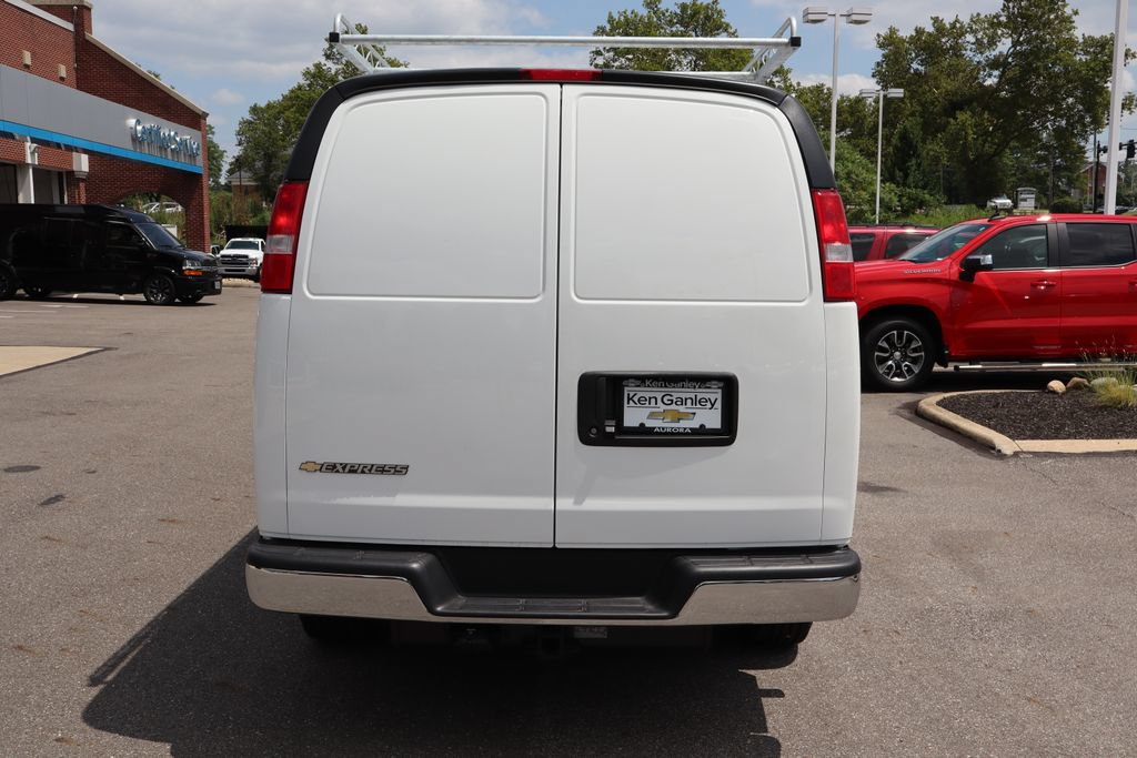 New 2025 Chevrolet Express 2500 w/ Driver Convenience Package RWD image 25