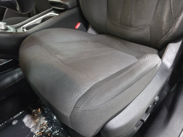 Used 2016 Chrysler 200 Limited w/ Convenience Group image 27