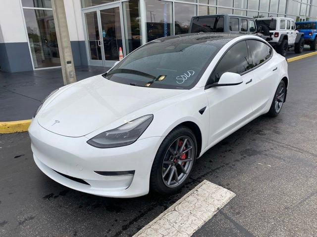 Used 2021 Tesla Model 3 Standard Range Plus image 4