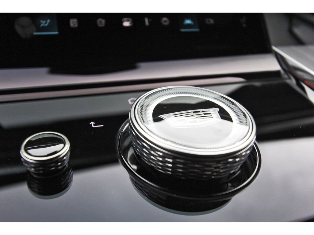 New 2026 Cadillac Escalade ESV Luxury AWD/4WD image 21