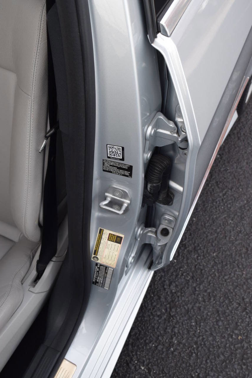 Used 2011 Mercedes-Benz E 350 4MATIC Wagon image 41