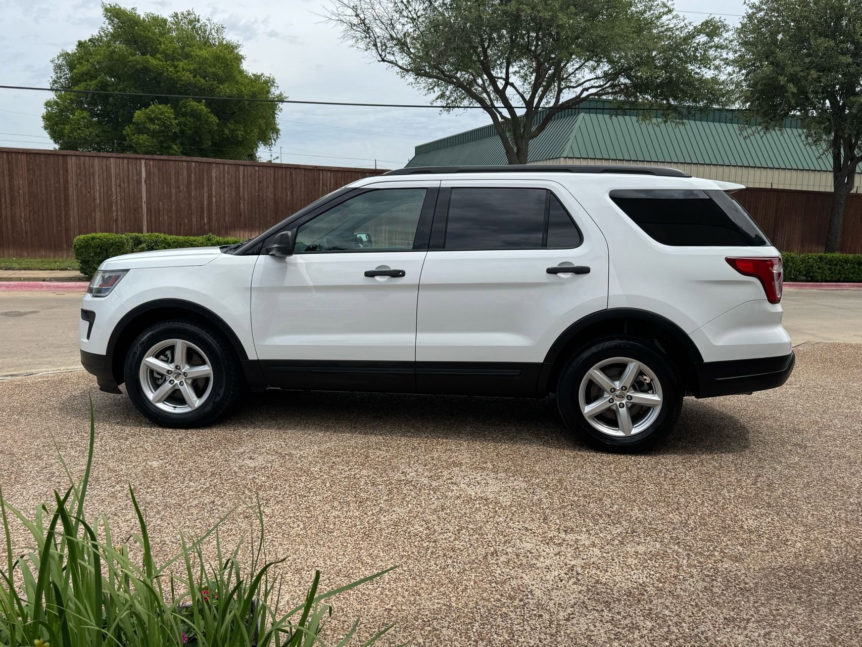 Used 2018 Ford Explorer 4WD image 11