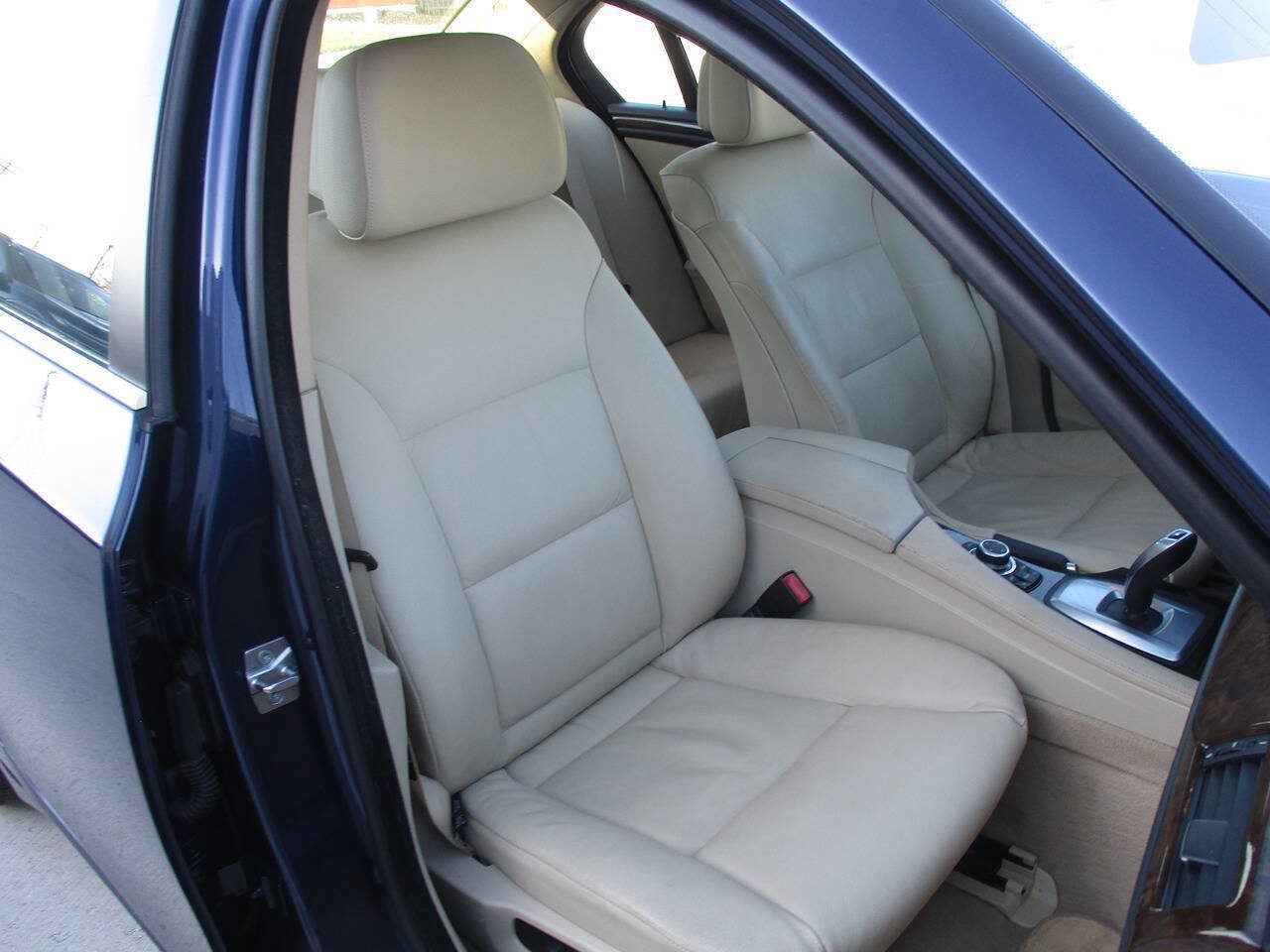 Used 2010 BMW 535i xDrive Sedan AWD/4WD image 84