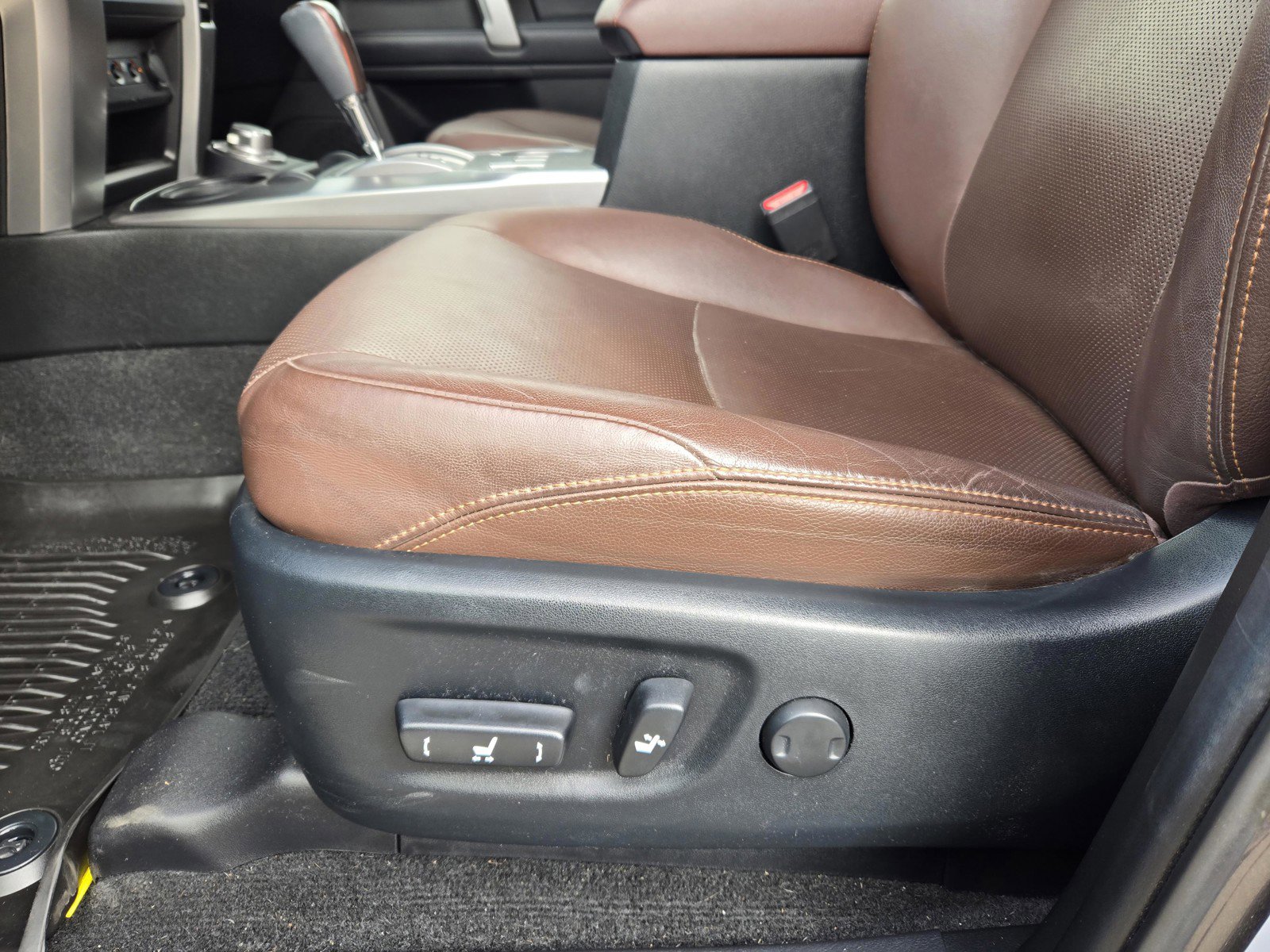 Used 2018 Toyota 4Runner Limited image 15