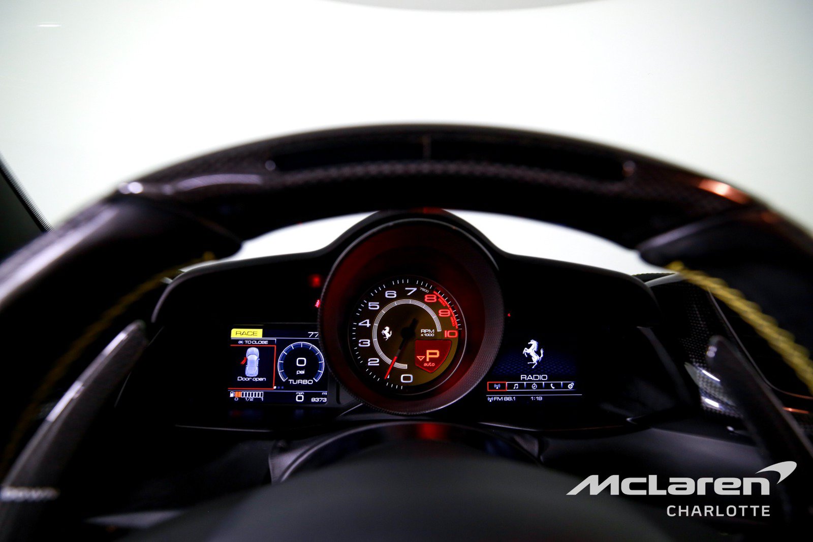 Used 2017 Ferrari 488 GTB RWD image 11