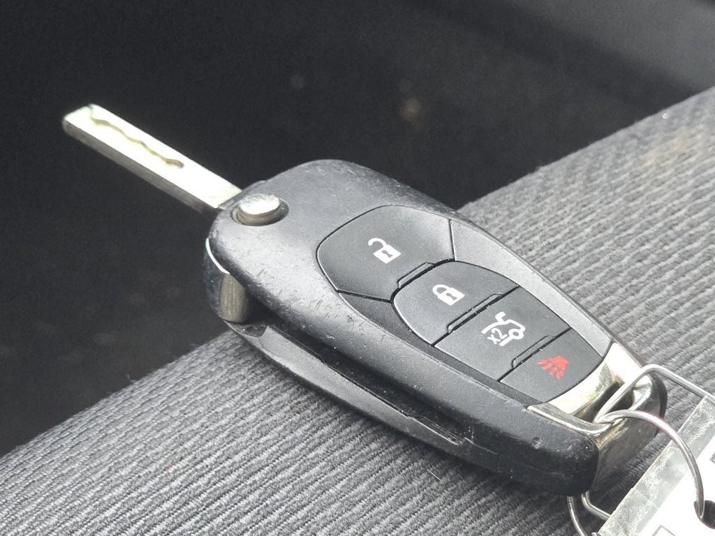 Used 2018 Chevrolet Cruze LS FWD image 30