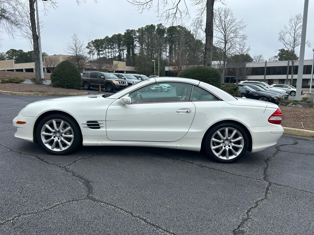 Used 2008 Mercedes-Benz SL 550 image 38