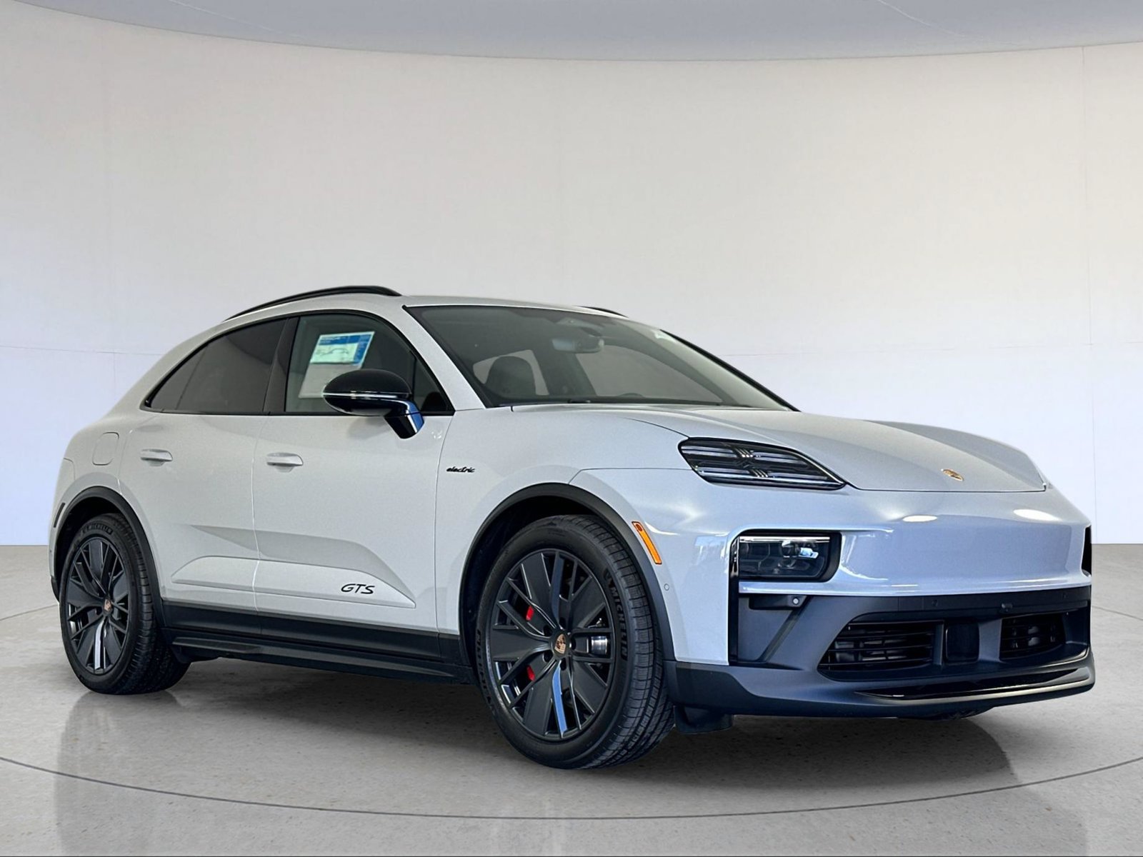 New 2026 Porsche Macan GTS Electric AWD/4WD image 10