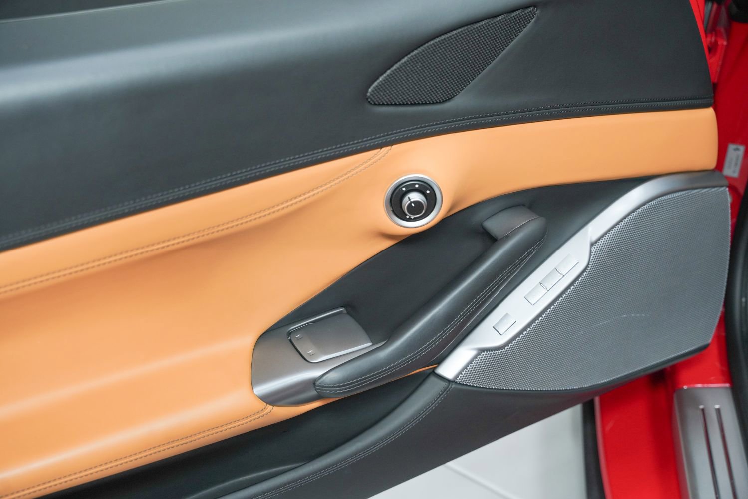 Used 2020 Ferrari Portofino image 42
