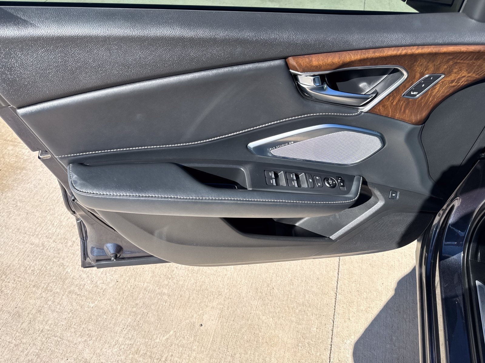 Used 2020 Acura RDX w/ Advance Package AWD/4WD image 21