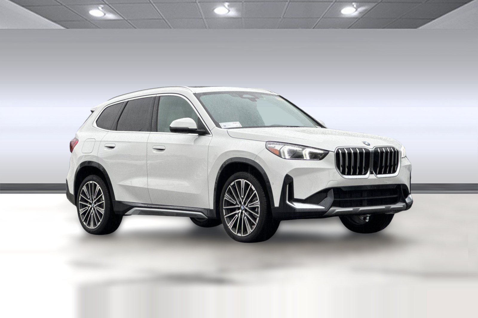 Used 2026 BMW X1 xDrive28i w/ Technology Package AWD/4WD image 6