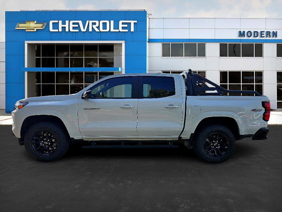 New 2025 Chevrolet Colorado Z71 w/ Midnight Edition image 2