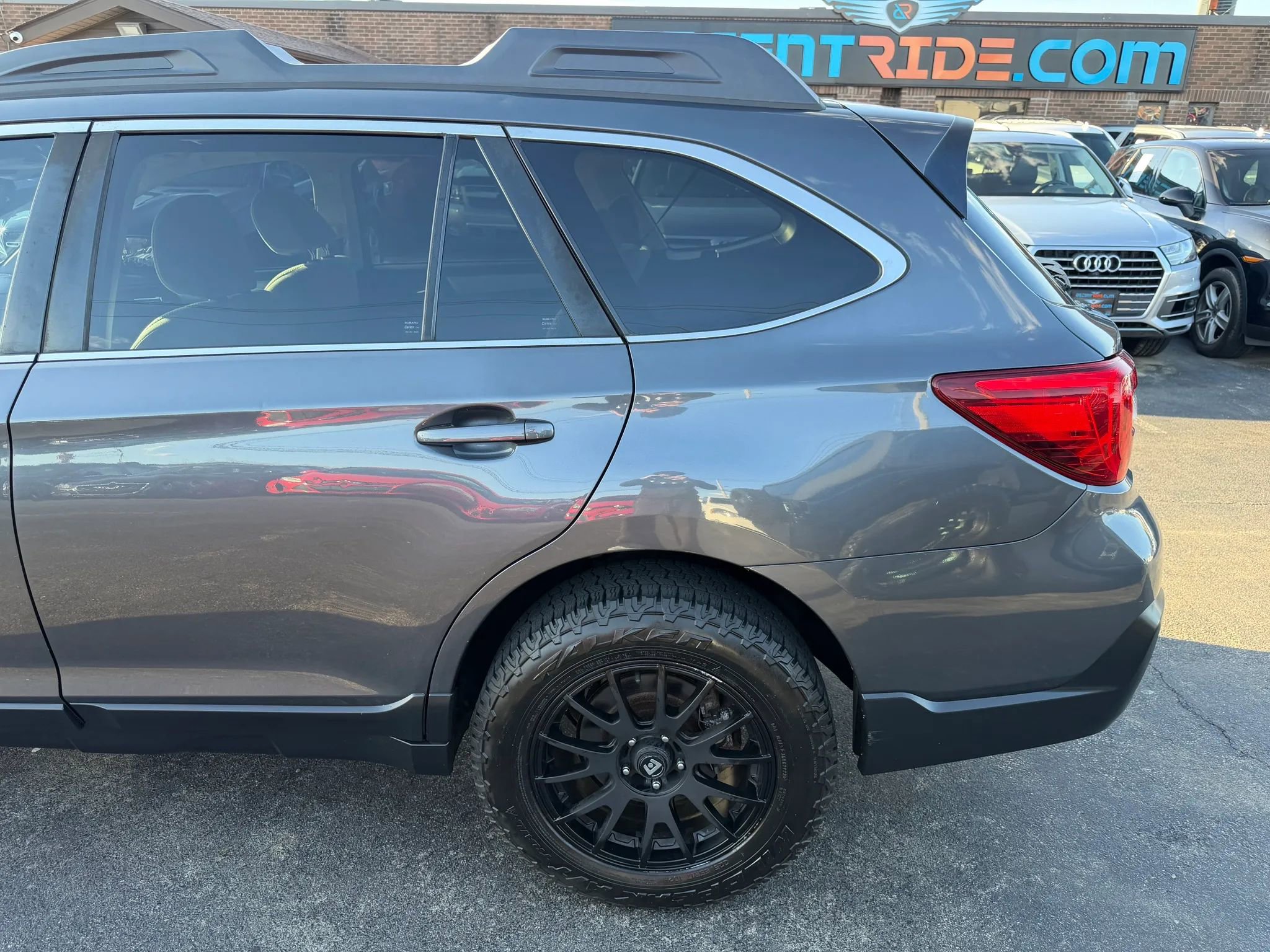 Used 2018 Subaru Outback 2.5i Premium AWD/4WD image 42