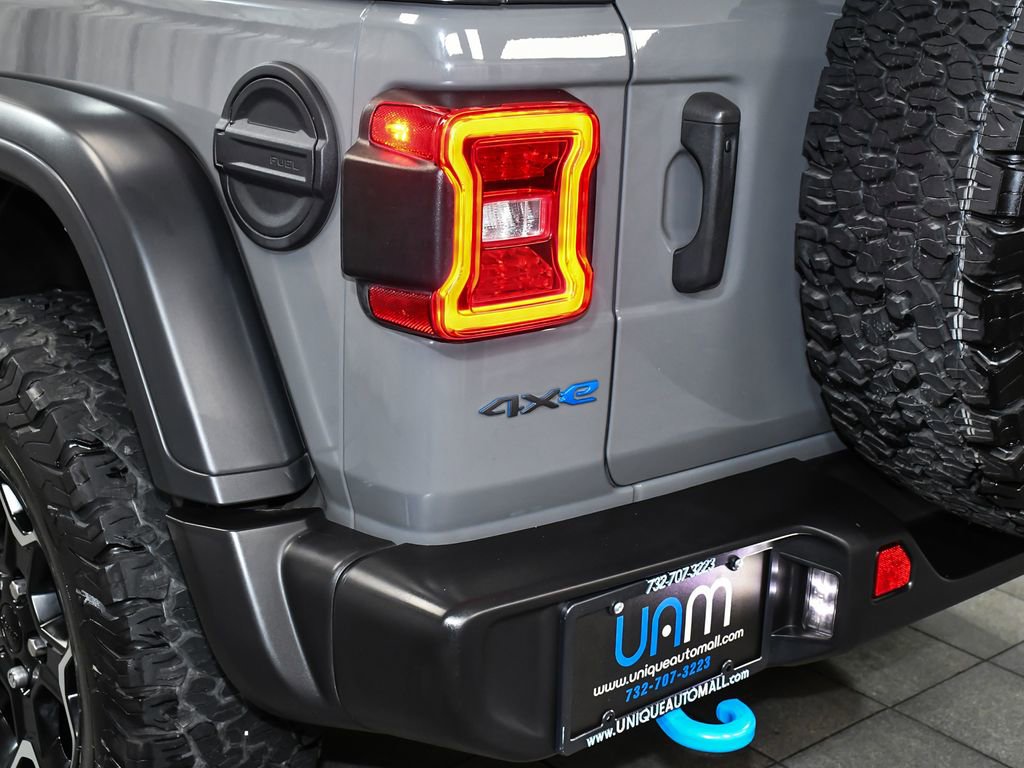 Used 2023 Jeep Wrangler Unlimited Rubicon 4xe AWD/4WD image 70
