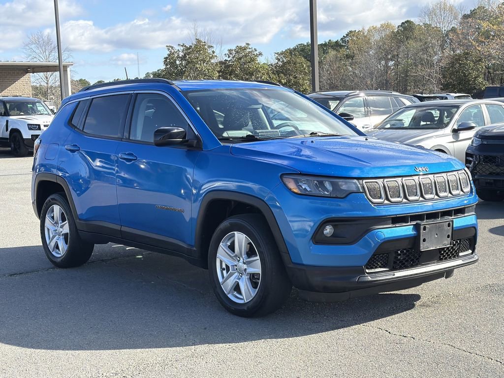 Used 2022 Jeep Compass Latitude image 7