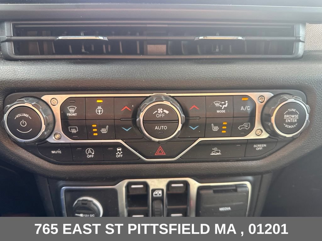 Used 2024 Jeep Wrangler Unlimited Sport AWD/4WD image 11