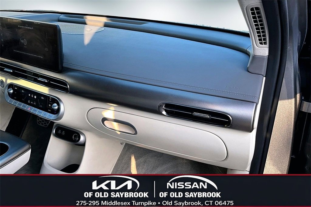 Used 2023 Genesis GV60 Performance image 26