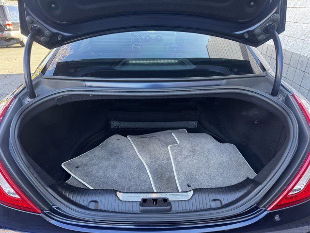 Used 2015 Jaguar XJ L Portfolio image 9