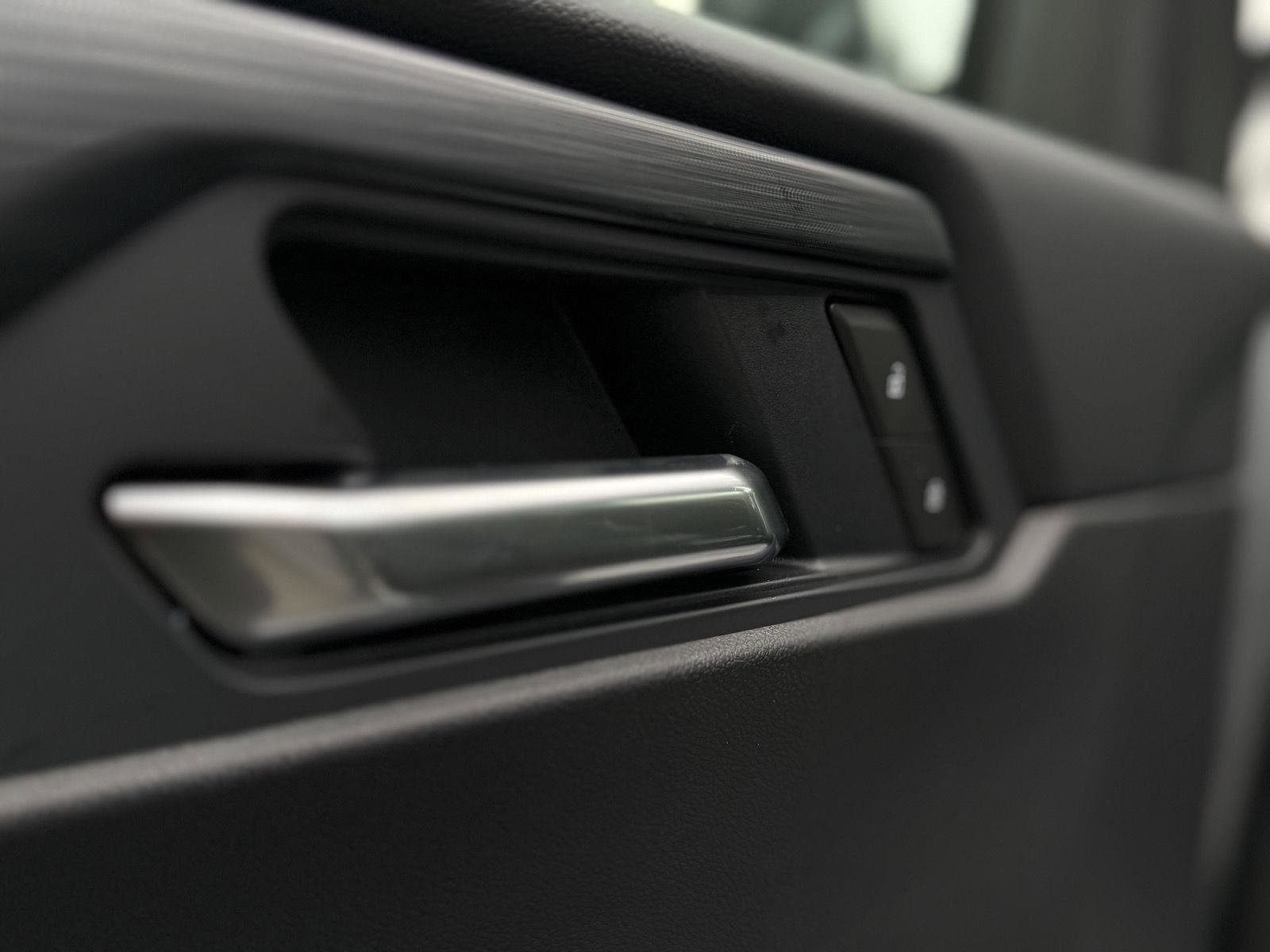 New 2026 GMC Acadia Elevation w/ Black Edition image 15