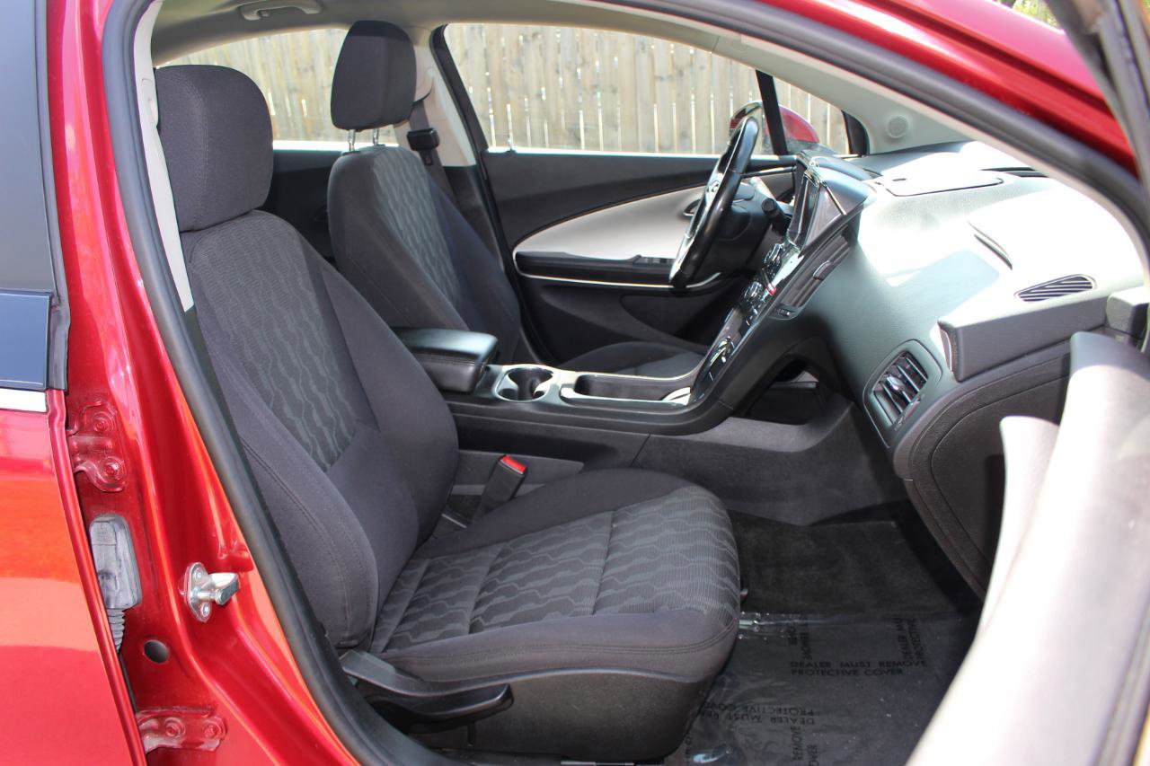 Used 2015 Chevrolet Volt FWD image 37
