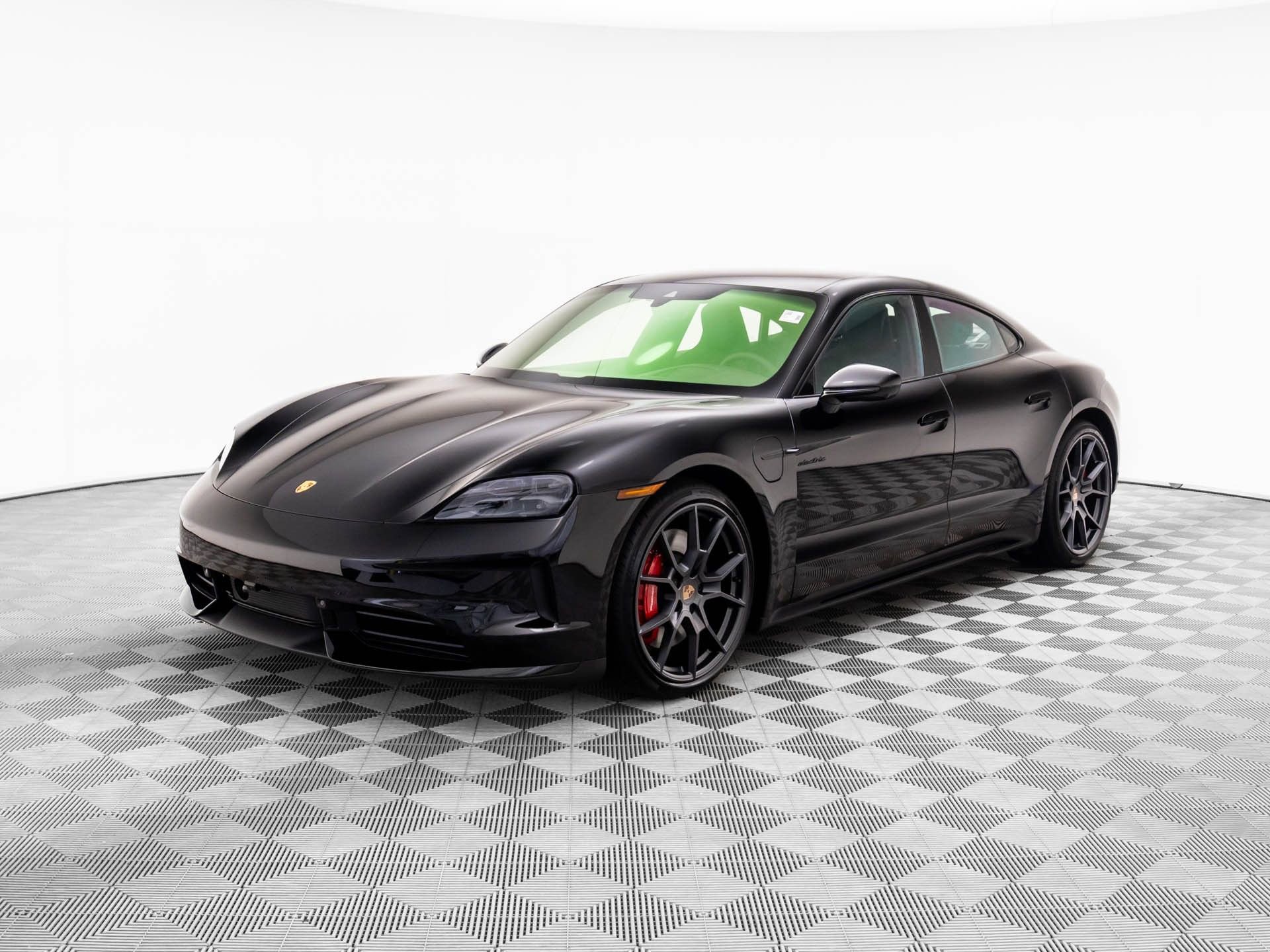 New 2026 Porsche Taycan GTS AWD/4WD image 1