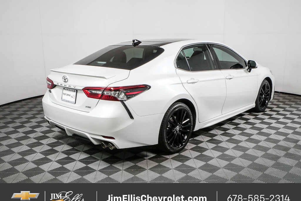 Used 2023 Toyota Camry XSE w/ Navigation Package FWD image 3