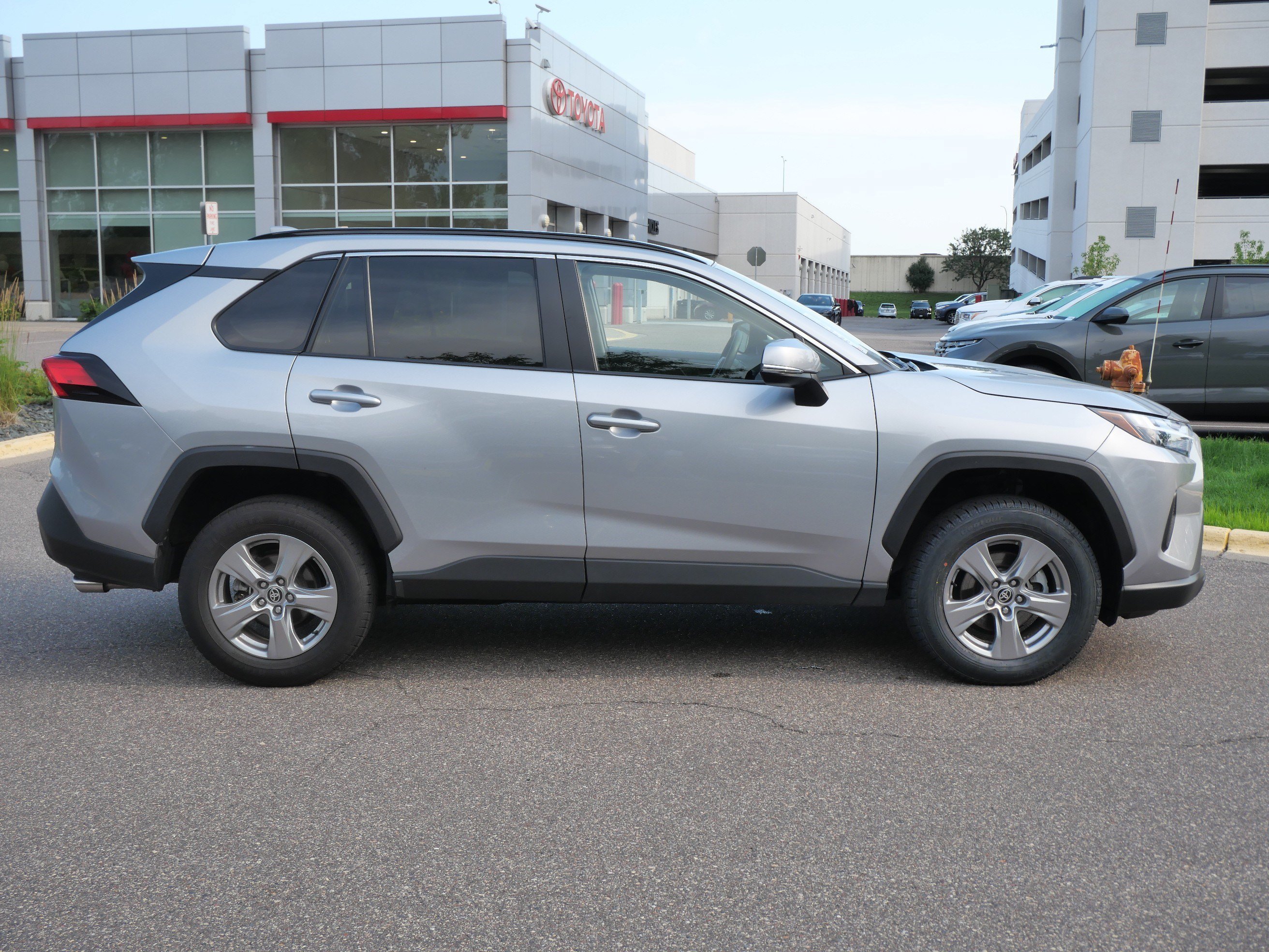 Certified 2024 Toyota RAV4 XLE FWD image 8