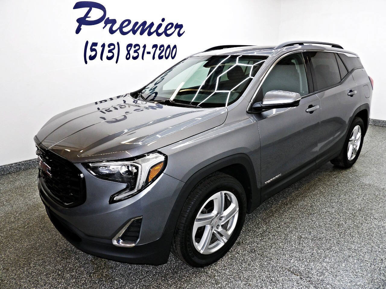 Used 2018 GMC Terrain SLE w/ Driver Convenience Package AWD/4WD image 1
