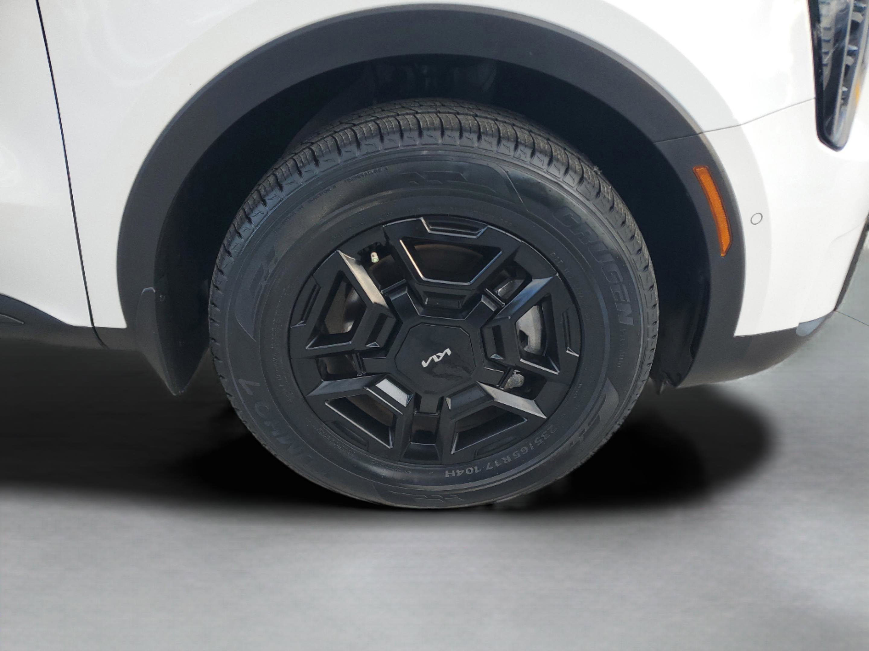 Certified 2024 Kia Sorento SX Prestige image 7