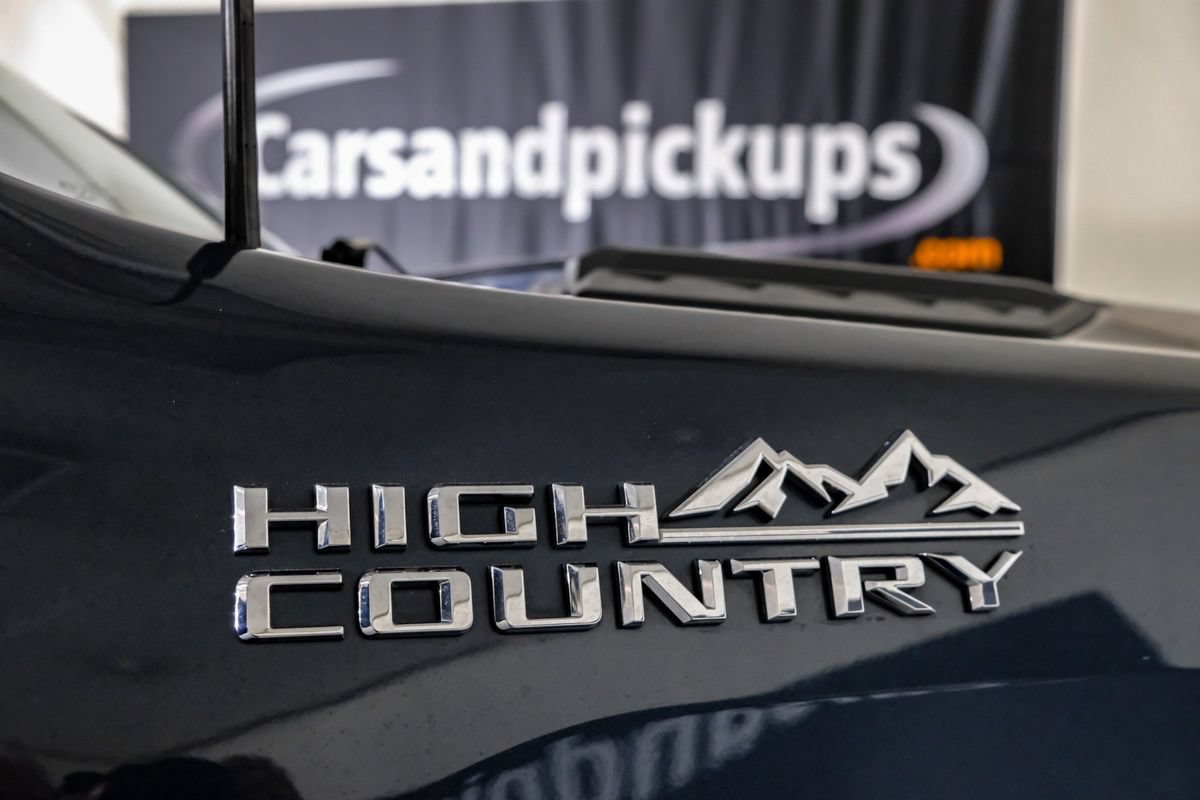 Used 2020 Chevrolet Silverado 2500 High Country w/ Technology Package AWD/4WD image 45