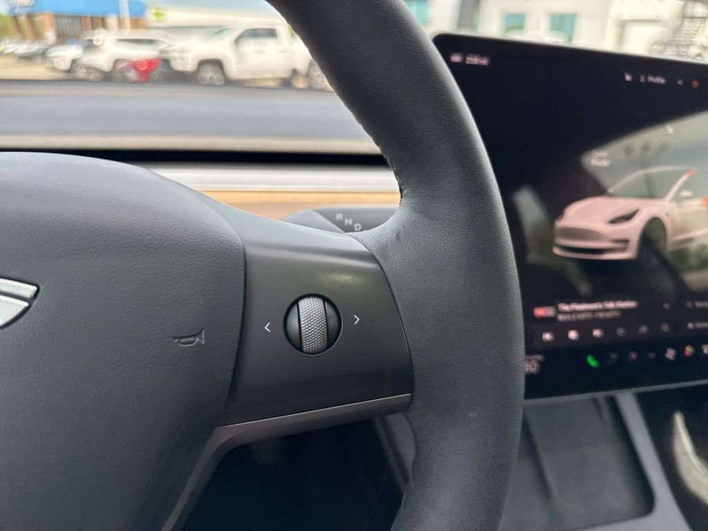 Used 2022 Tesla Model 3 Long Range image 16