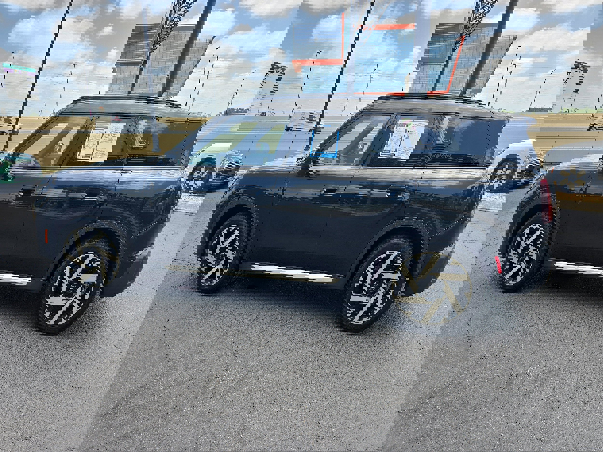 Used 2025 MINI Cooper Countryman S w/ Comfort Package Max image 6