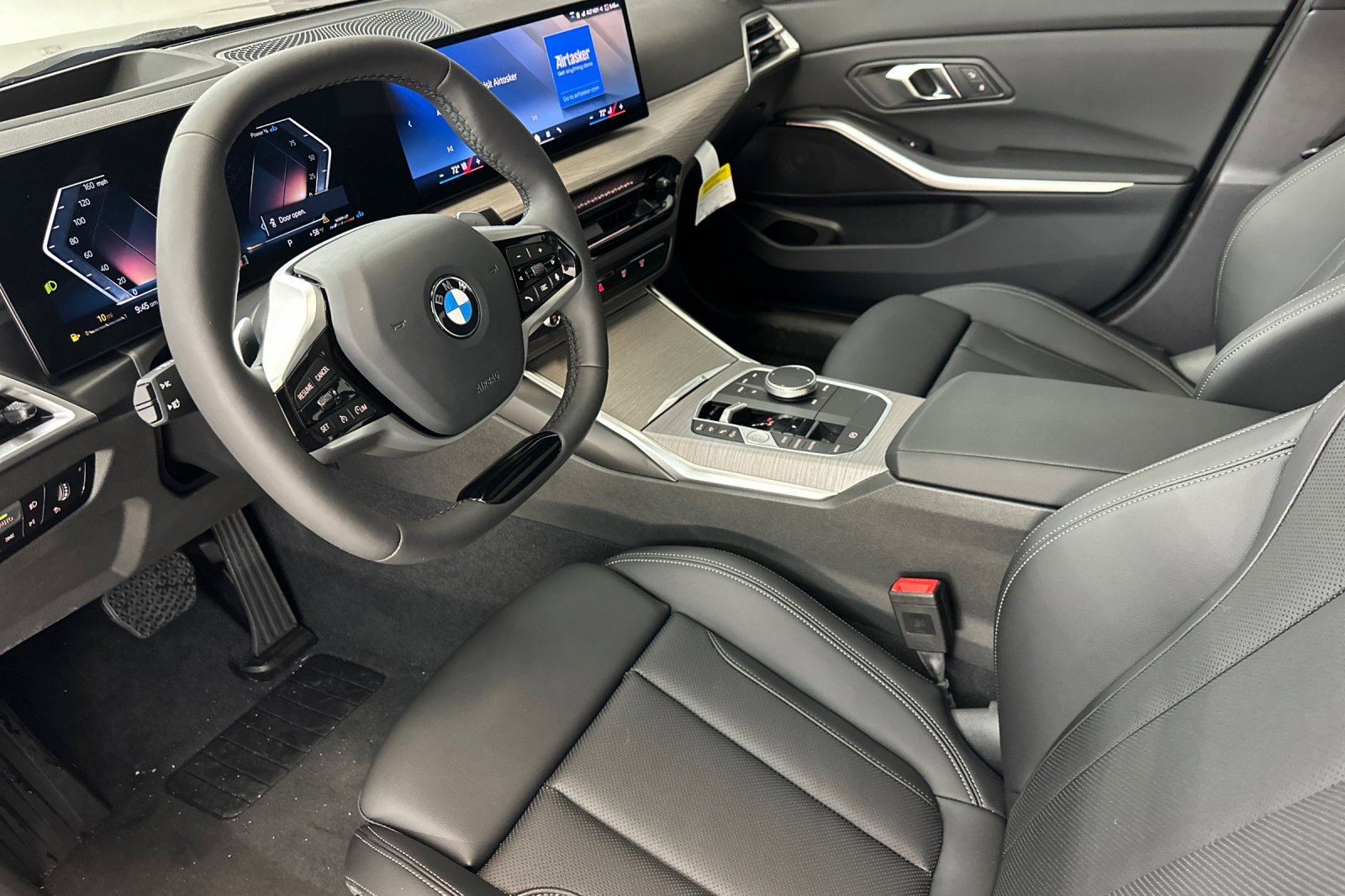 New 2026 BMW 330i Sedan w/ Premium Package image 4