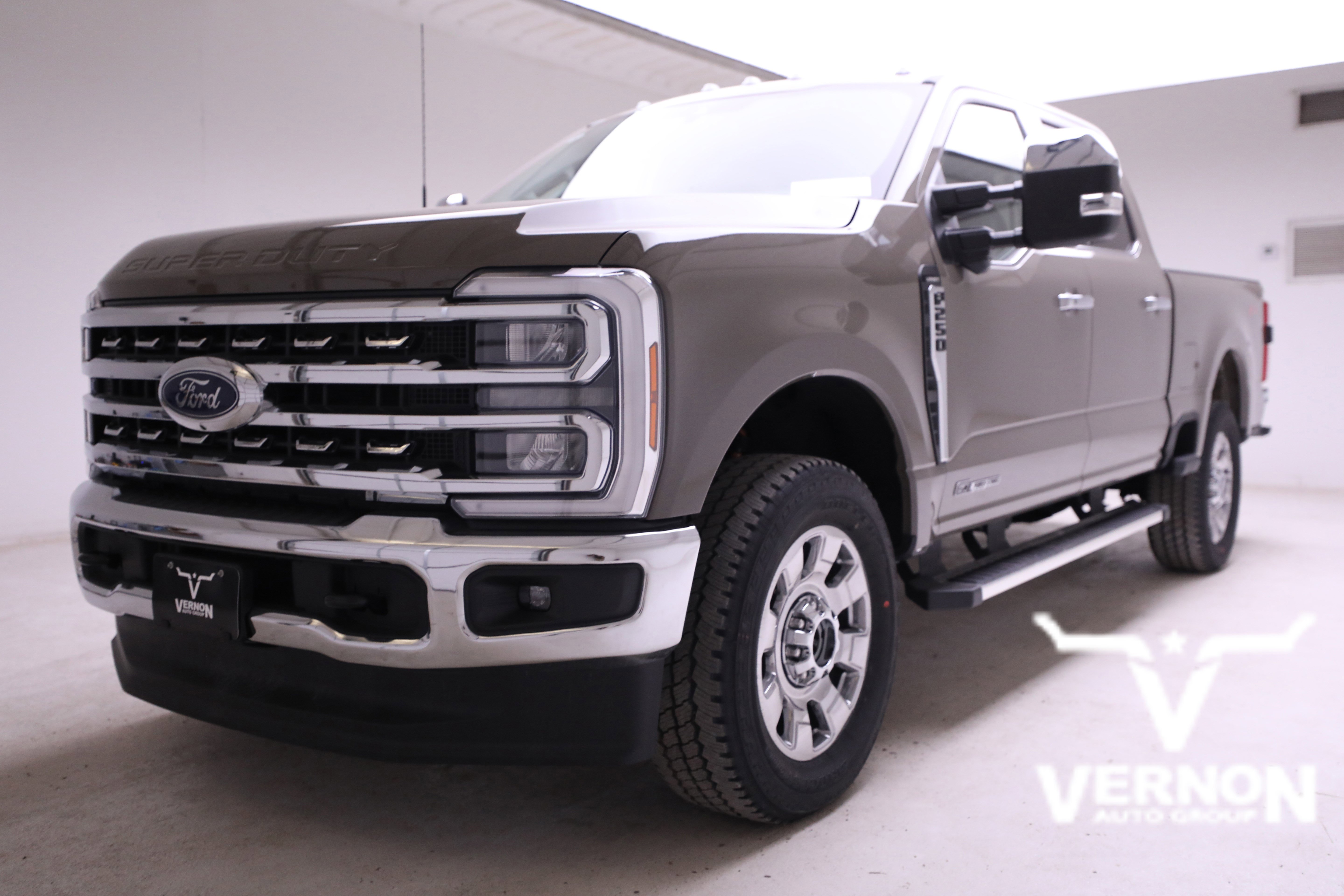 New 2026 Ford F250 Lariat w/ Chrome Package