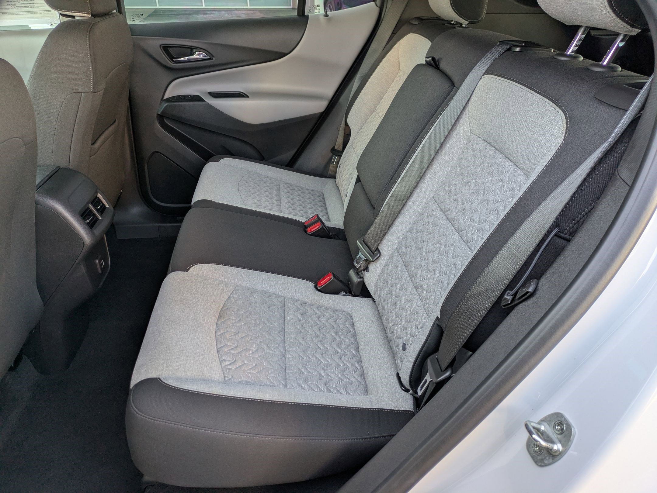 Certified 2023 Chevrolet Equinox LS image 24