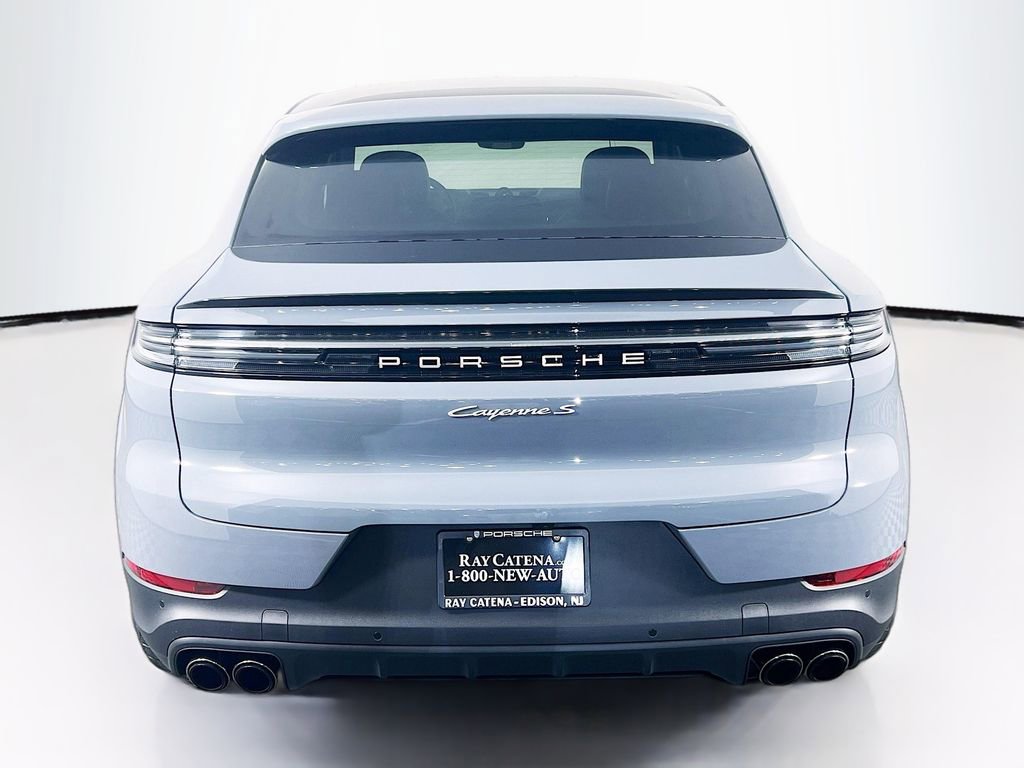 New 2026 Porsche Cayenne S image 10