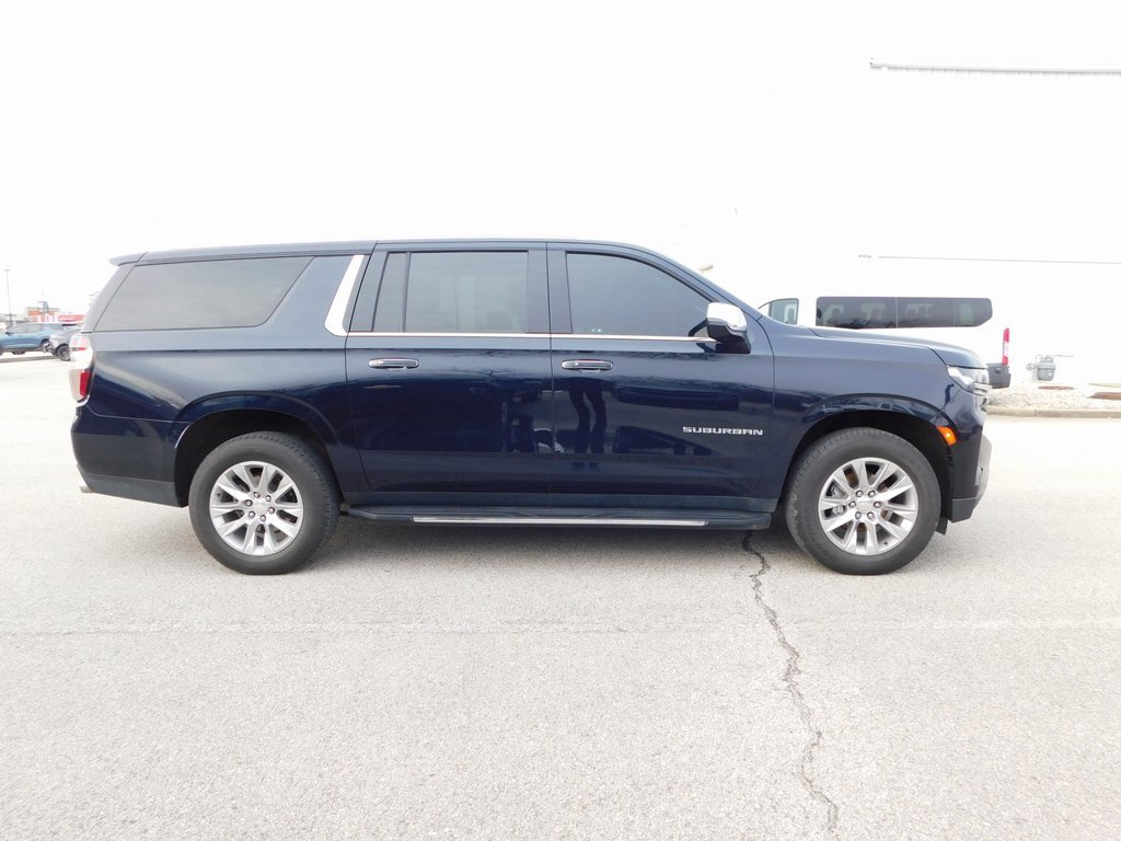 Certified 2023 Chevrolet Suburban Premier image 2