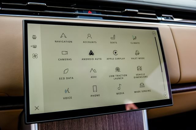 New 2026 Land Rover Range Rover SE AWD/4WD image 40