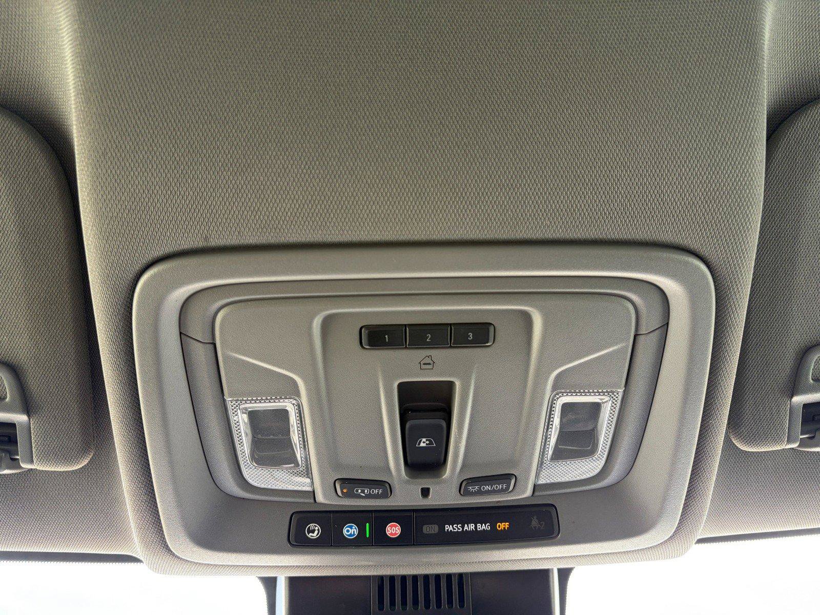 Used 2023 Chevrolet Silverado 1500 LT AWD/4WD image 16