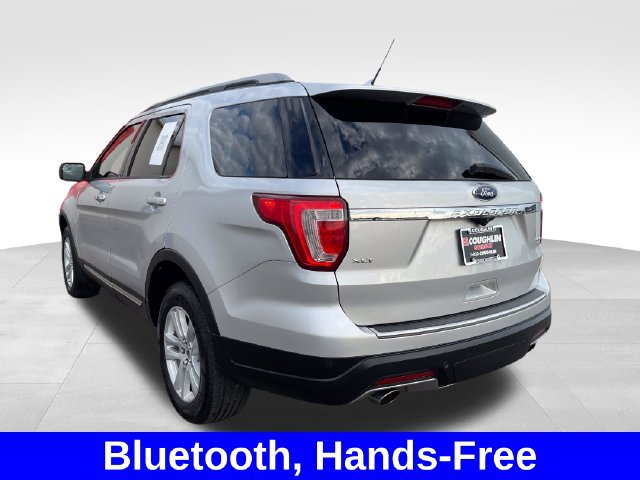 Used 2018 Ford Explorer XLT w/ Equipment Group 202A AWD/4WD image 3