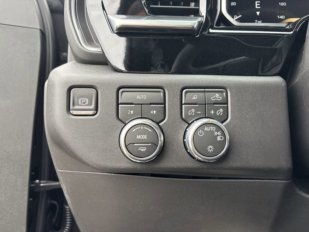 New 2026 GMC Sierra 1500 SLE w/ Preferred Package AWD/4WD image 18