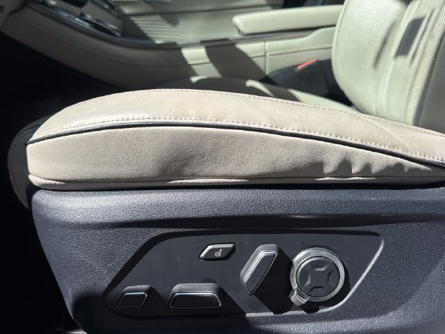 Used 2024 Hyundai Palisade Calligraphy AWD/4WD image 15