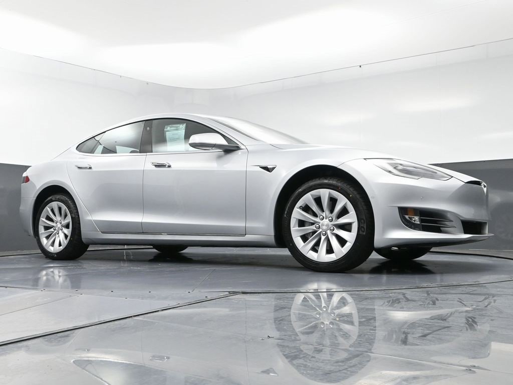 Used 2017 Tesla Model S 75 image 53