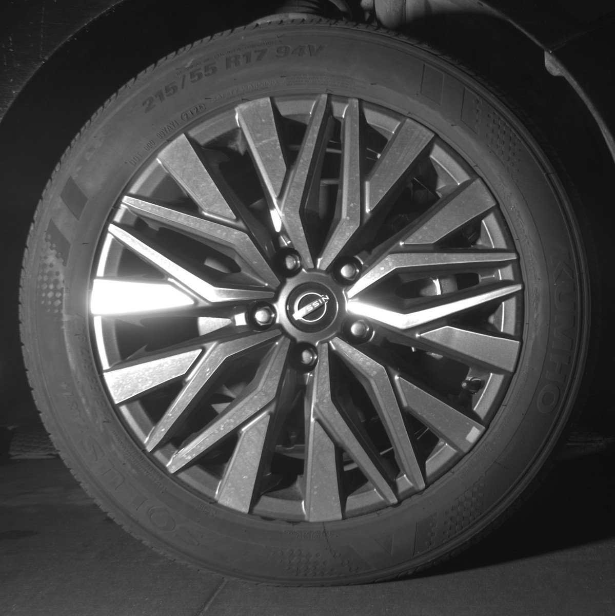 Used 2025 Nissan Altima 2.5 SV image 13