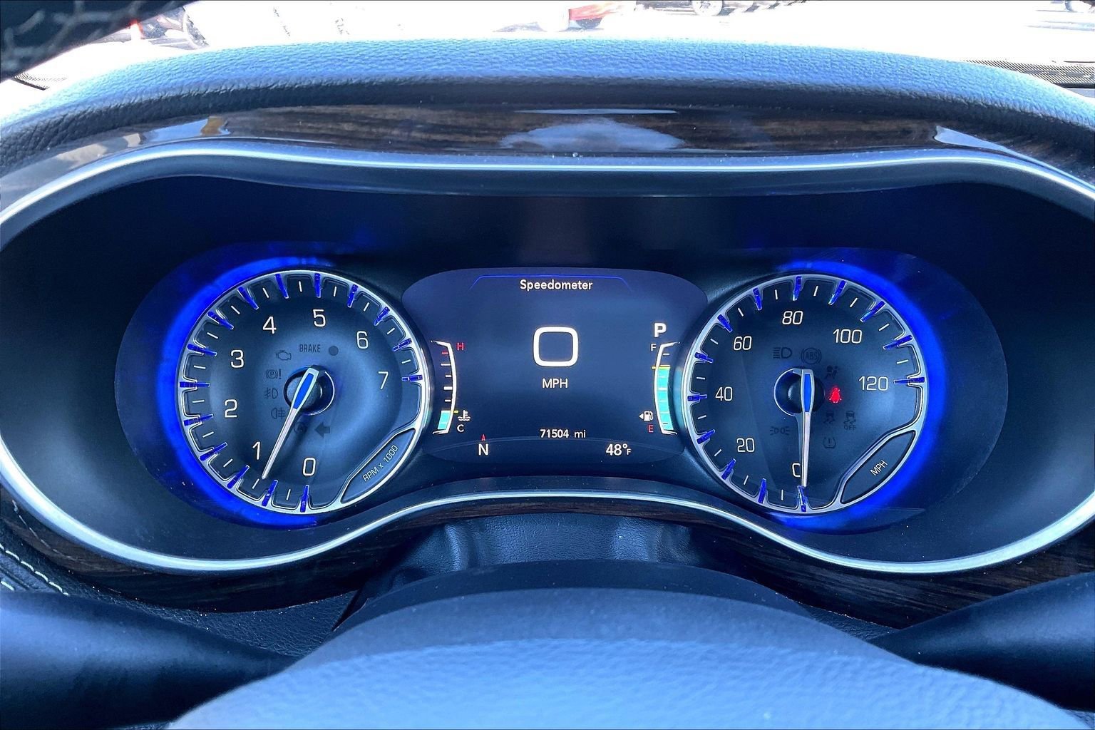 Used 2023 Chrysler Pacifica Limited image 13