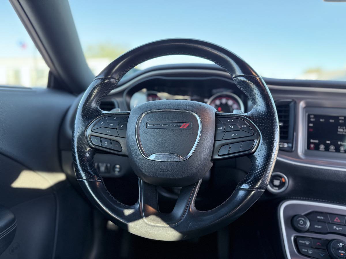 Used 2022 Dodge Challenger GT RWD image 13