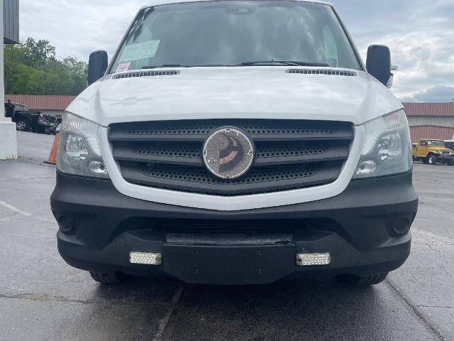 Used 2017 Mercedes-Benz Sprinter 3500 image 2
