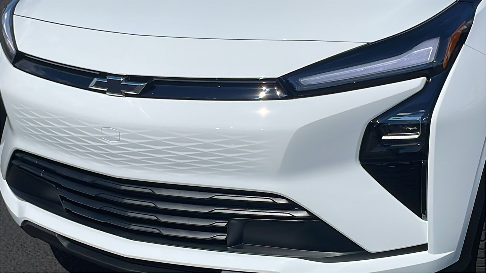 New 2027 Chevrolet Bolt LT w/ Comfort Package FWD image 10