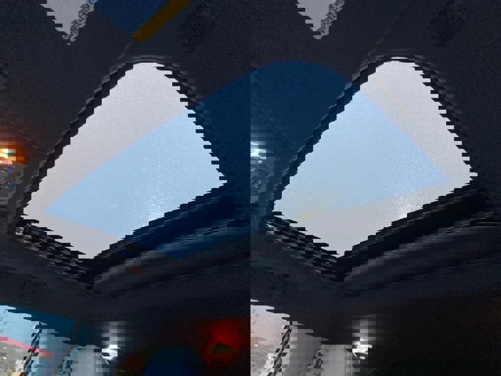 Certified 2022 Toyota Sienna XSE image 15