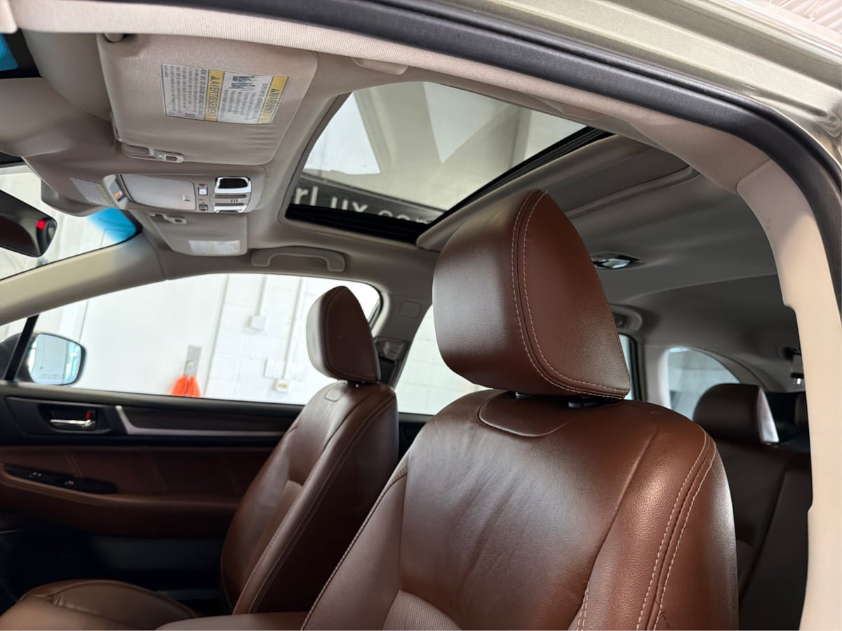 Used 2019 Subaru Outback 2.5i Touring AWD/4WD image 24